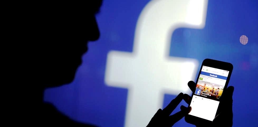 فيسبوك تعتزم تحسين الخدمة الإخبارية