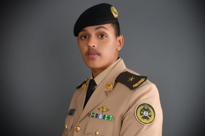 سعود الدوسري  يتلقى التهاني بتخرج أبنه برتبة ملازم
