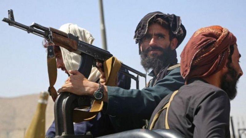 "طالبان" تعلن عفواً عاماً عن المسؤولين الحكوميين: عودوا إلى العمل