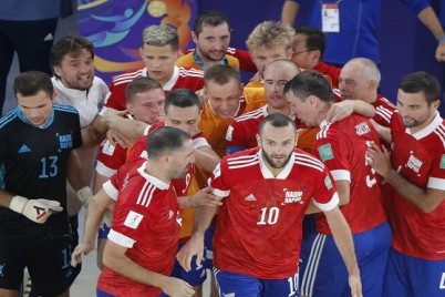 "روسيا" تفوز ببطولة العالم لكرة القدم الشاطئية