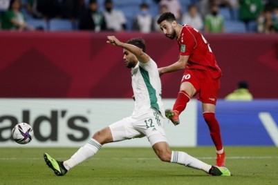 منتخب الجزائر يقترب من التأهل لدور الثمانية في كأس العرب