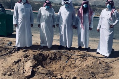 *إستمرار التشجير لمبادرة زراعة ٣٠٠ الف شجرة بمحافظة أحد رفيدة *