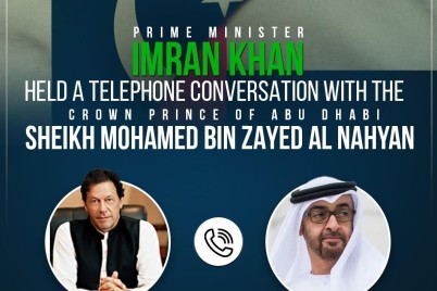 "خان" يجري اتصالاً هاتفياً مع الشيخ محمد بن زايد آل نهيان