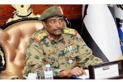 قائد الجيش السوداني يجتمع مع وفد الجامعة العربية