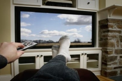 هل هناك علاقه بين مشاهدة التلفاز و الخرف ؟! 