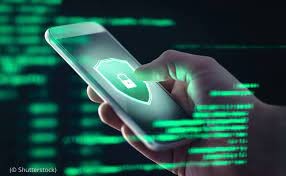 98% يستخدمون الإنترنت وأكثر من 137% مشتركاً في الهاتف المحمول