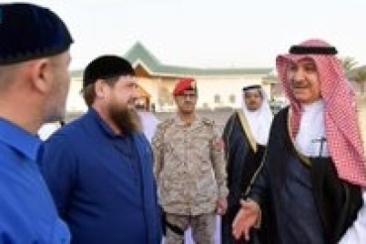 الرئيس الشيشاني يغادر المدينة المنورة