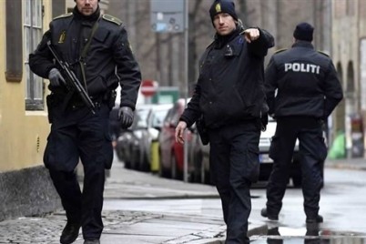 الشرطة الدنماركية تستبعد صلة إطلاق النار في مركز تجاري بالإرهاب
