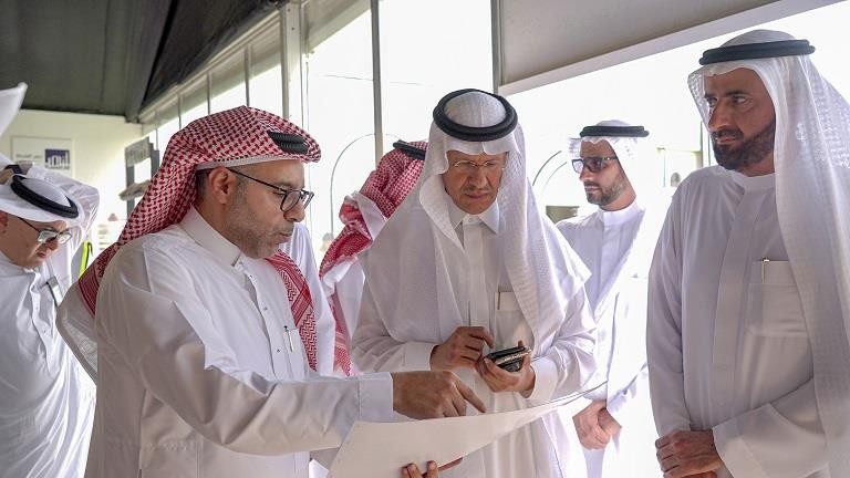 وزيرا الطاقة والحج يتفقدان مشروعات ومرافق جديدة بالمشاعر المقدسة