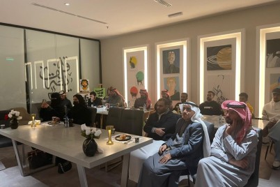 المطيري تقدم حوار ثقافي بعنوان دراسات في الشعر الحديث بعرعر 