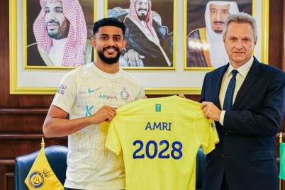 النصر يجدد عقد “عبدالإله العمري” حتى عام 2028