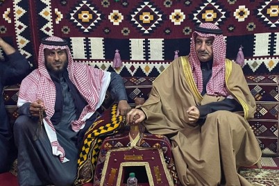 "ابن دعيجا" و"ابن وردة" يقدمان واجب العزاء لذوي الشهيد / مازن عايد النصر الله
