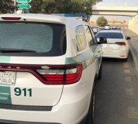 القبض على قائد مركبة ظهر في محتوى مرئي يرتكب مخالفة عكس السير