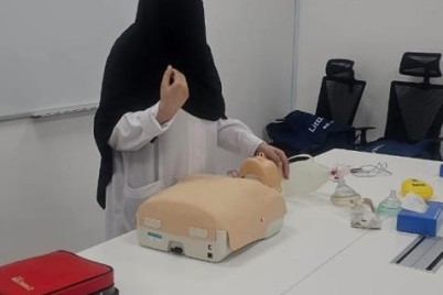 دورة الإنعاش القلبي الرئوي تنظمها مستشفى الثغر بجدة.