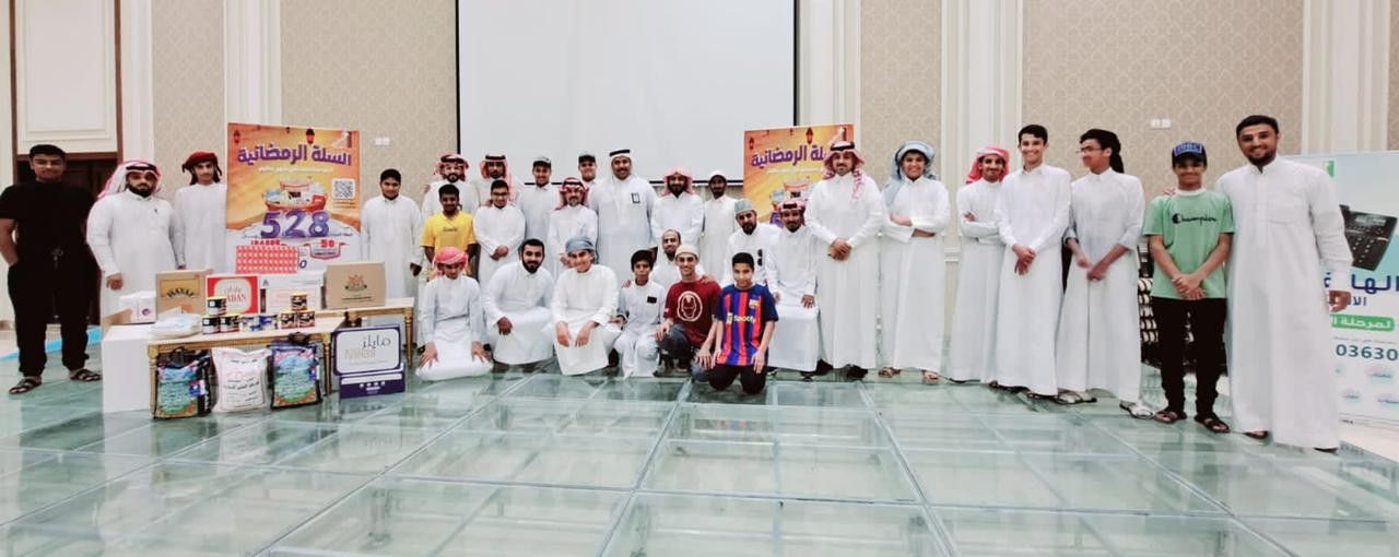 "العيون الخيرية "تنفذ ورشة عمل للمتطوعين في تجهيز السلة الرمضانية