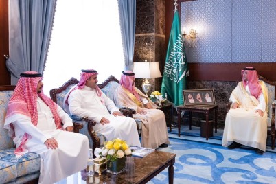"سعود بن طلال "يستقبل سفير مملكة البحرين لدى المملكة