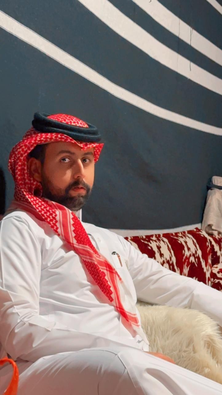 "بن درع"….يقدم محتواه بإحترافية عن القبائل والحضارات
