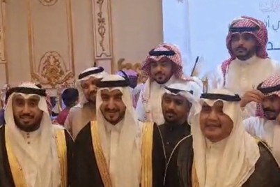 الشاب "أيمن السعدي" يحتفل بزواجه بمكة