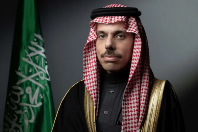 وزير الخارجية يعقد اجتماعاً مع وزيري الخارجية الإماراتي والأمريكي